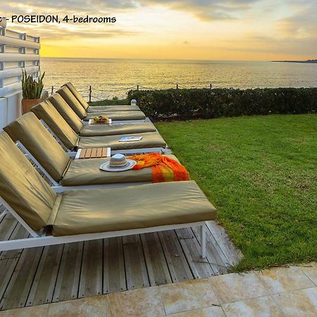 Blue Coral Beach Villas: Exclusive Oceanfront Retreat Coral Bay Exterior photo